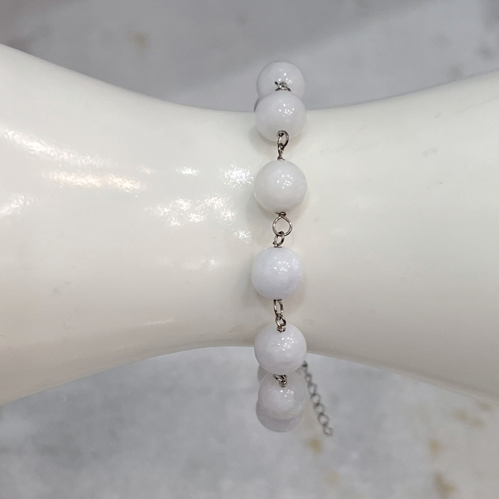 Burmese White Jade Sterling Silver Station Bracelet & Drop Earrings - Picture 5 of 11